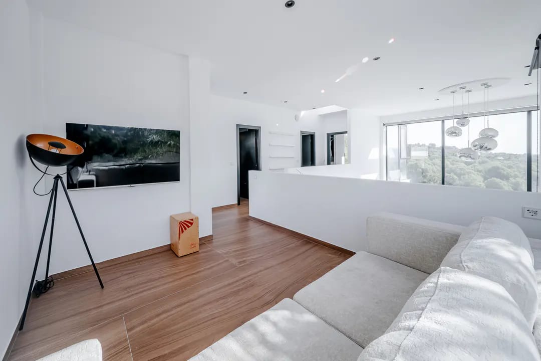 Villa de lujo en Benitachell: espacio y privacidad cerca de Moraira