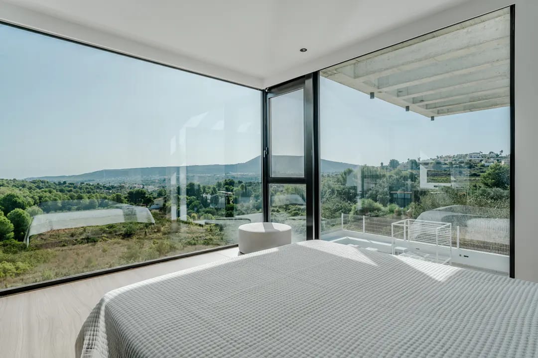 Villa de lujo en Benitachell: espacio y privacidad cerca de Moraira